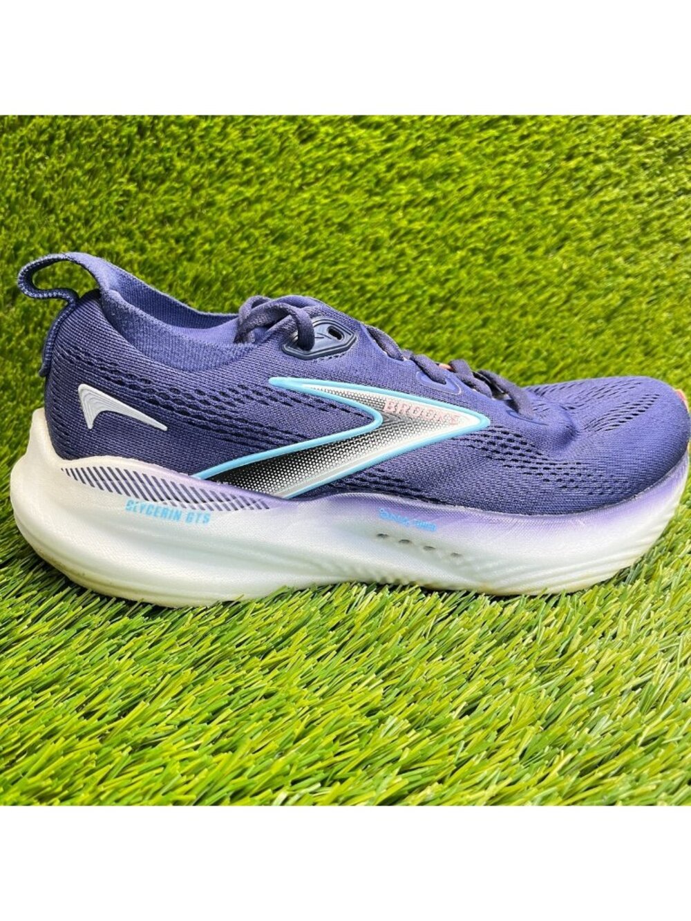 Brooks Glycerin GTS 22 Womens Size 8D Purple Athletic Running Shoes Sneakers